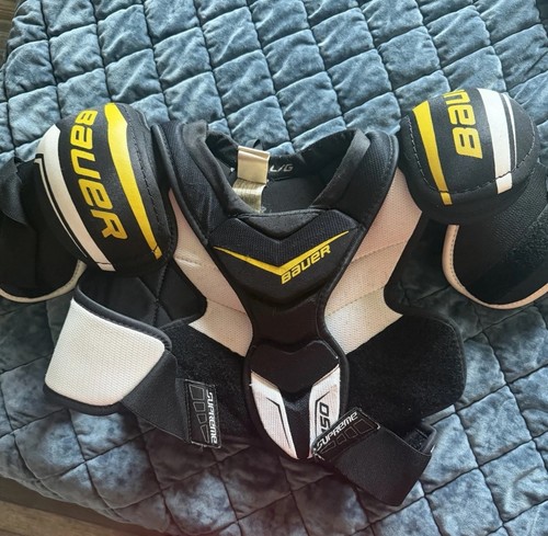 Bauer ice hockey shoulder pads - hockey,
